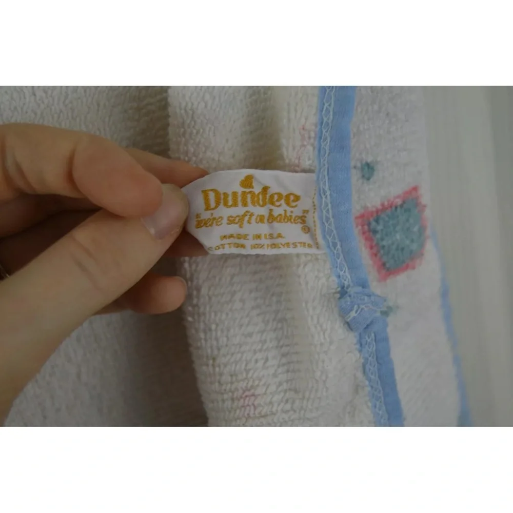 Vintage Dundee Hooded Baby Towel Teddy Bear Ball Blue White Tan Pink USA Made